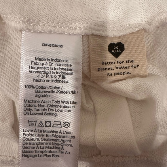 Madewell Tee - Structured V Neck Tee, Cream 
Sz Large Casual Neutral Versatile - Picture 8 of 8